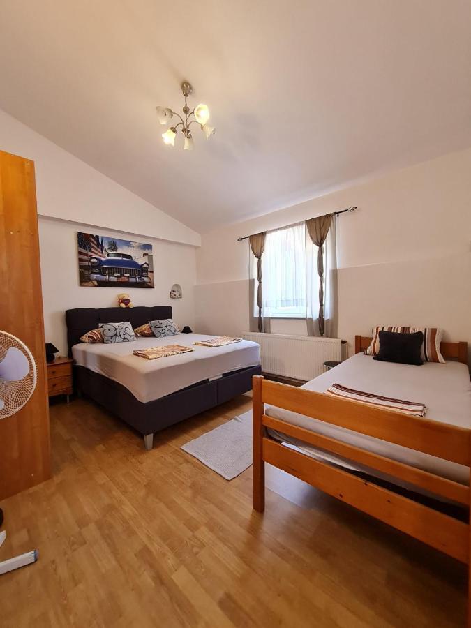 Apartment Amans 1 Pula Buitenkant foto